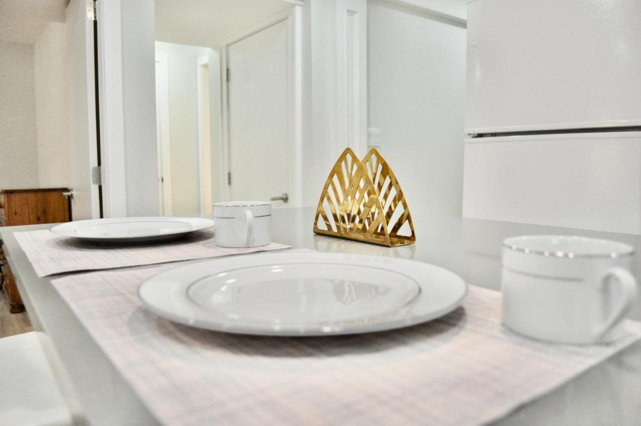 Stylish 1 Bedroom Suite In North Vancouver 10 Mins Ski 외부 사진